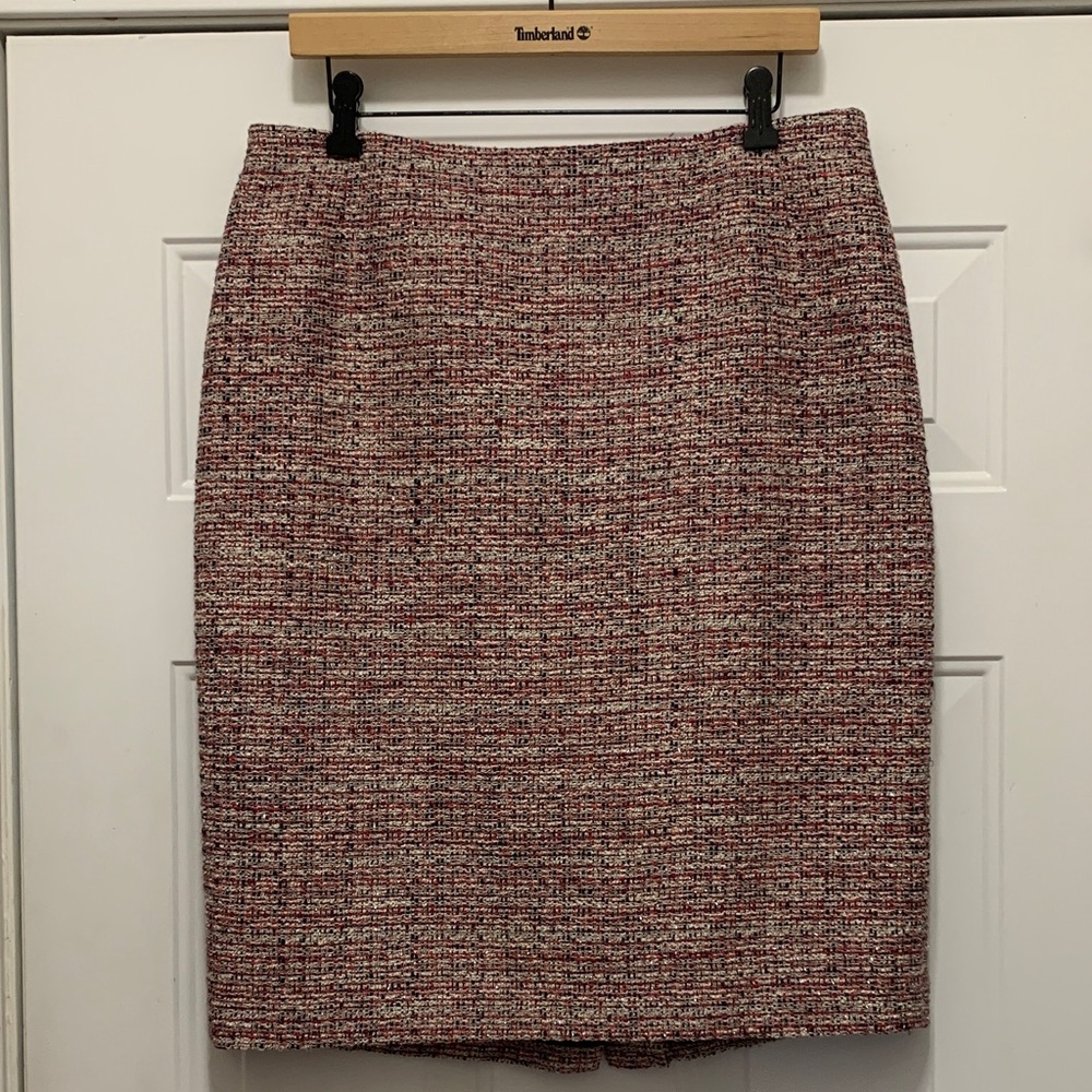E/$15 Kasper Red and Cream Tweed Pencil Skirt Size 12